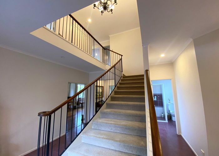  at 32 Langford Place, Albany