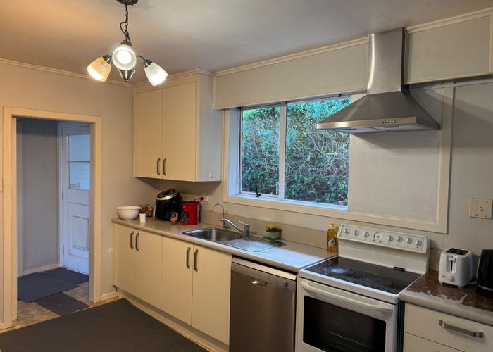  at 197 Lamond Street East, Hargest, Invercargill, Southland