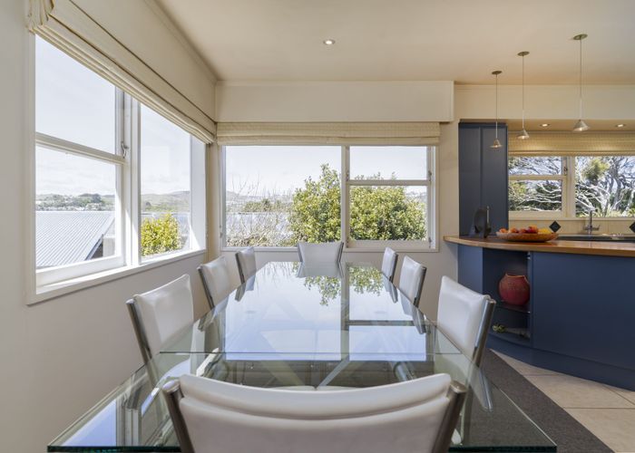  at 48 Churton Drive, Churton Park, Wellington