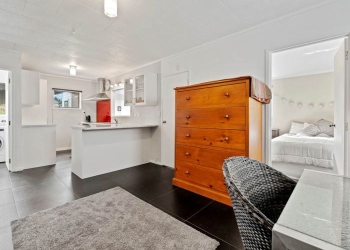  at 39B Brian Crescent, Stanmore Bay, Whangaparaoa