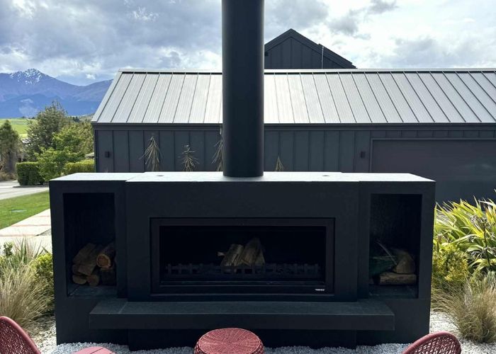  at 4 Polperro Court, Jacks Point, Queenstown-Lakes, Otago