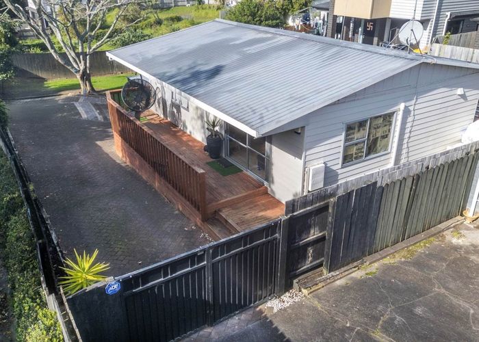  at 12A Evans Road, Weymouth, Manukau City, Auckland