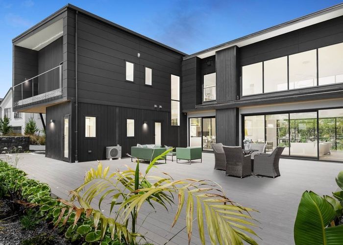  at 5 Third Fairway Place, Albany, Auckland