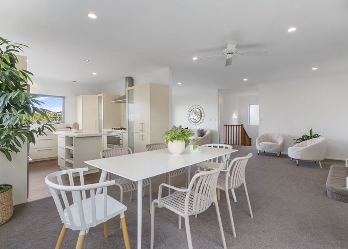  at 19 Peter Terrace, Castor Bay, North Shore City, Auckland