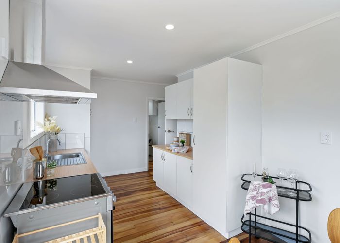  at 6 Maire Street, Levin
