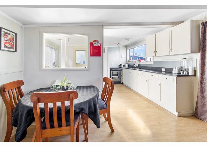 at 39 Queen Street, Parkside, Timaru