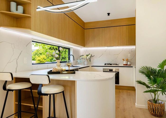  at 16E Grande Vue Road, Papatoetoe, Manukau City, Auckland