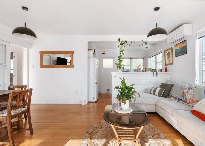  at 1120b Papamoa Beach Road, Papamoa Beach, Tauranga, Bay Of Plenty