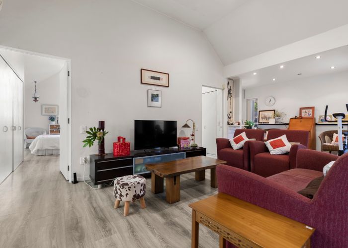  at 1A Marion Avenue, Mount Roskill, Auckland
