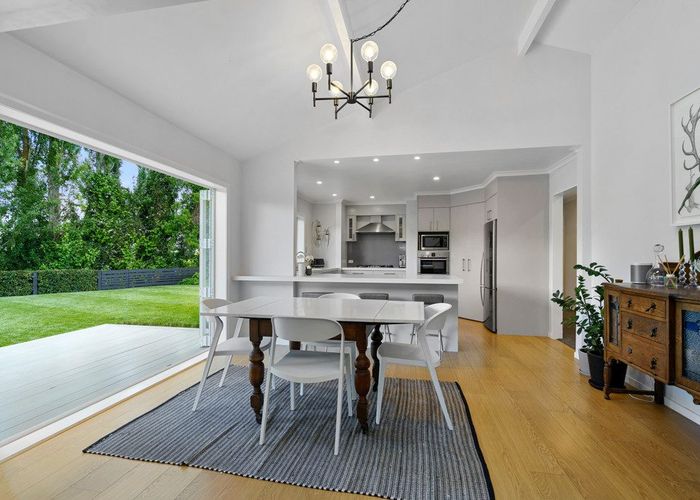  at 6 MacLean Street, Cambridge, Cambridge