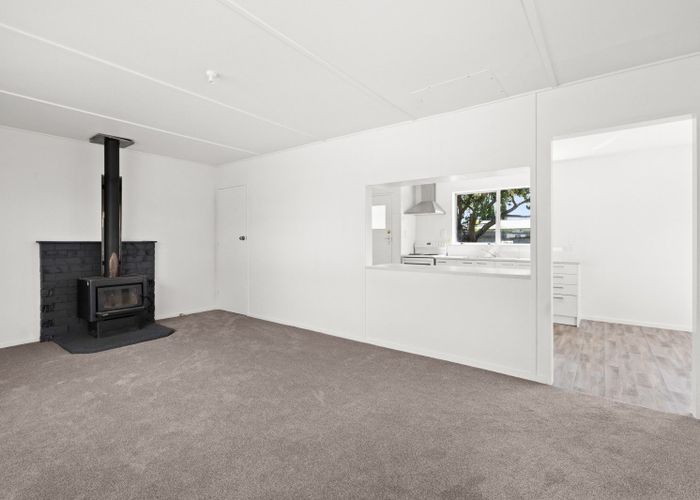  at 8 Cortes Crescent, Flaxmere, Hastings