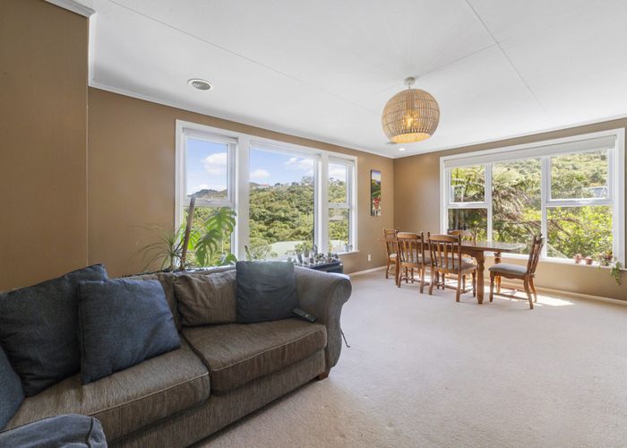  at 54 Montgomery Avenue, Karori, Wellington