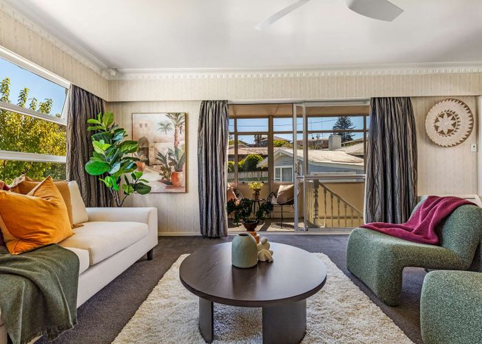  at 19 Warwick Place, Brookfield, Tauranga