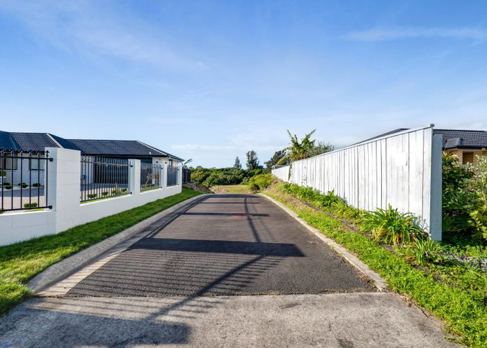  at 26B Honeyfield Drive, Whalers Gate, New Plymouth, Taranaki