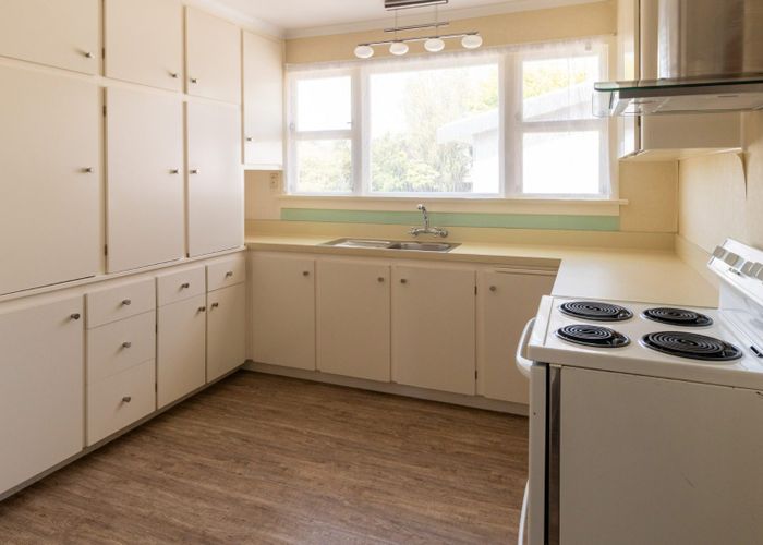  at 445 Yarrow Street, Glengarry, Invercargill