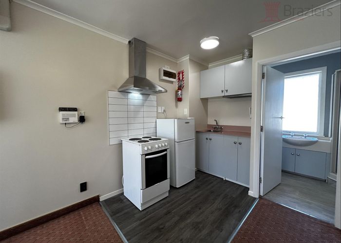  at 4/13 Darvel Street, Riccarton, Christchurch City, Canterbury