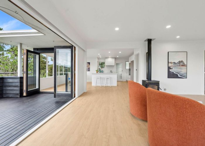  at 18 Vienna Place, Birkenhead, North Shore City, Auckland