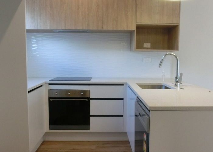  at 8/66 Swanson Road, Henderson, Auckland