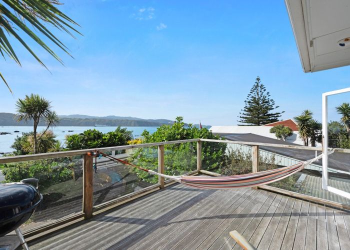  at 115 Breaker Bay Road, Breaker Bay, Wellington