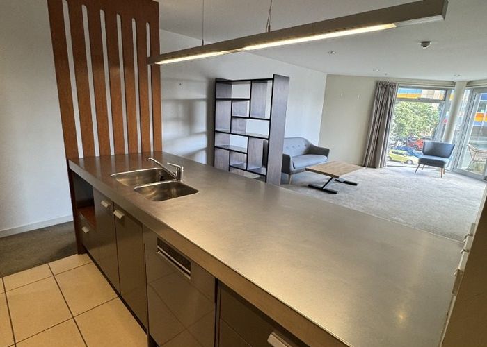  at 1A/82 Cable Street, Te Aro, Wellington