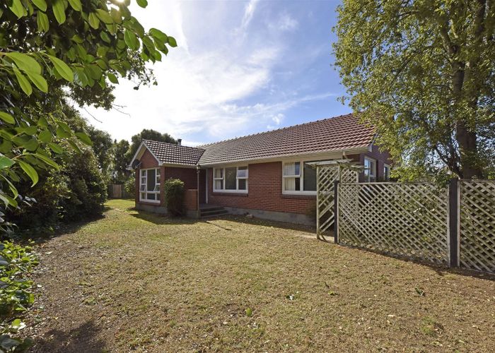 at 208 Yaldhurst Road, Avonhead, Christchurch