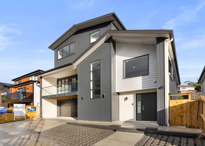  at 9 Rakiraki Place, Flat Bush, Auckland