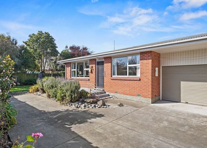 at 2/759 Ferry Road, Woolston, Christchurch