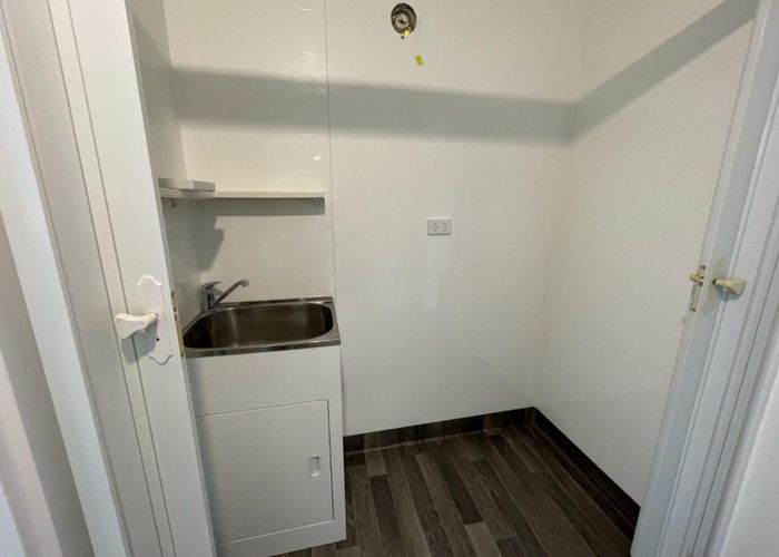  at 4 Willis Street, Whanganui East, Whanganui