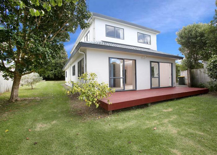  at 3A Glenvil Lane, Te Atatu Peninsula, Auckland