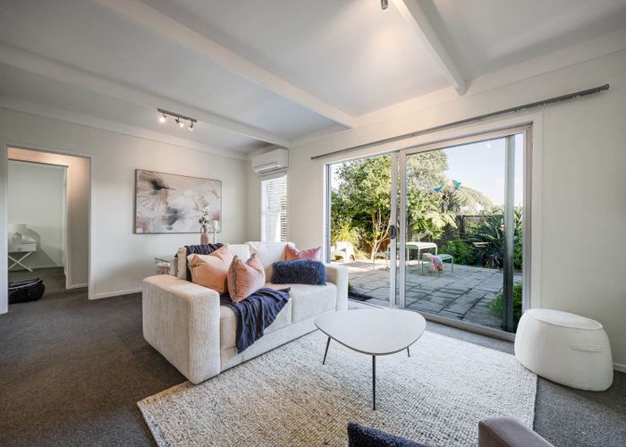  at 2/49 Watea Road, Torbay, North Shore City, Auckland