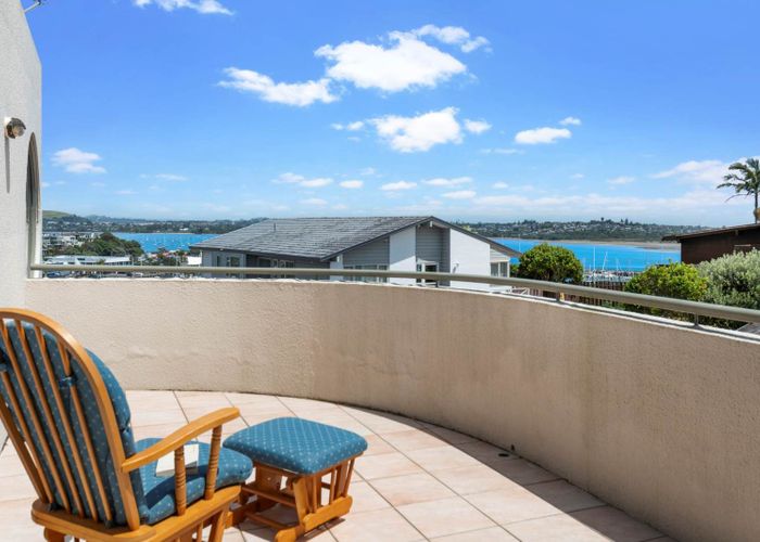  at 1/73 Takutai Avenue, Half Moon Bay, Manukau City, Auckland