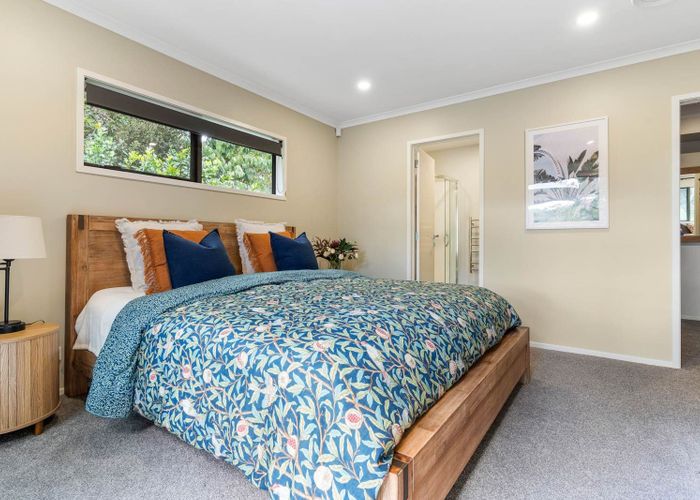 at 37C Bernard Magnus Lane, Greenhithe, Auckland