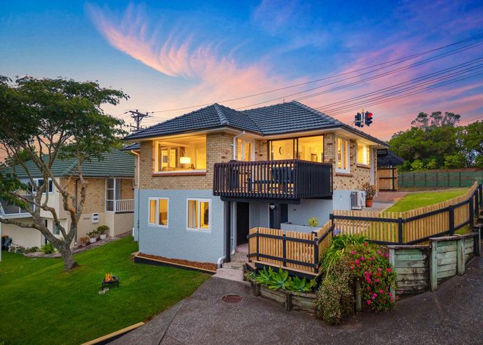  at 1/177 Glenfield Road, Hillcrest, North Shore City, Auckland