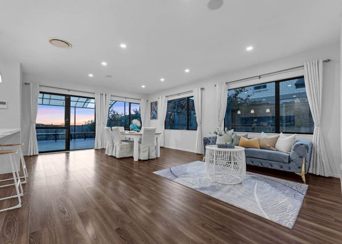  at 9  Tipu Road, Flat Bush, Manukau City, Auckland