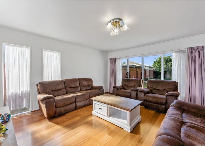  at 436 Roscommon Road, Clendon Park, Auckland