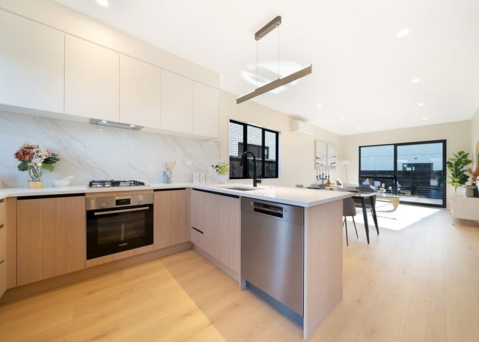  at 9 Octans Road, Westgate, Waitakere City, Auckland