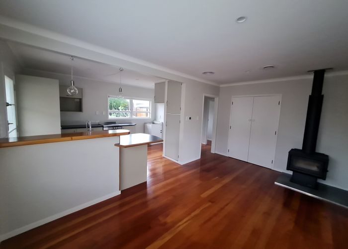 at 669 Swanson Road, Swanson, Auckland