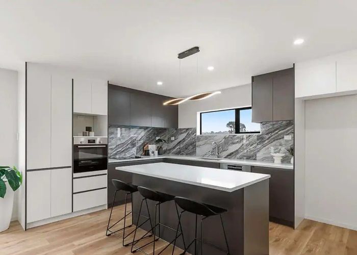  at 2/166 Rathgar Road, Henderson, Waitakere City, Auckland