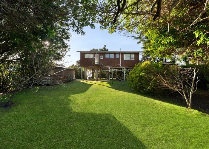  at 127 Second View Avenue, Beachlands, Auckland