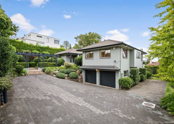  at 16 Brookland Place, Remuera, Auckland