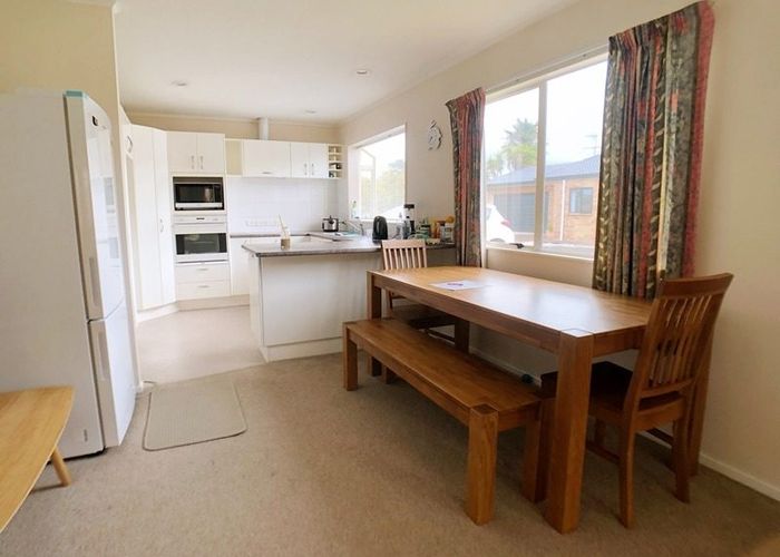  at 9/20 Taylor street, Blockhouse Bay, Auckland City, Auckland