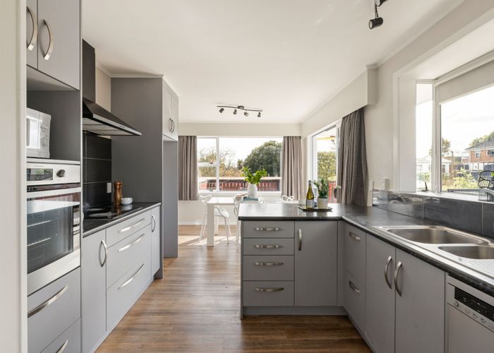  at 190 Sandwich Road, Saint Andrews, Hamilton, Waikato