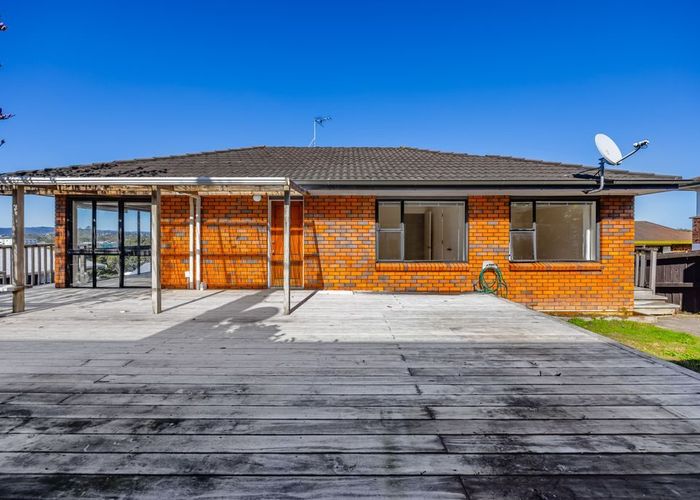  at 14A RIDGE ROAD "Macleans Zone", Howick, Manukau City, Auckland