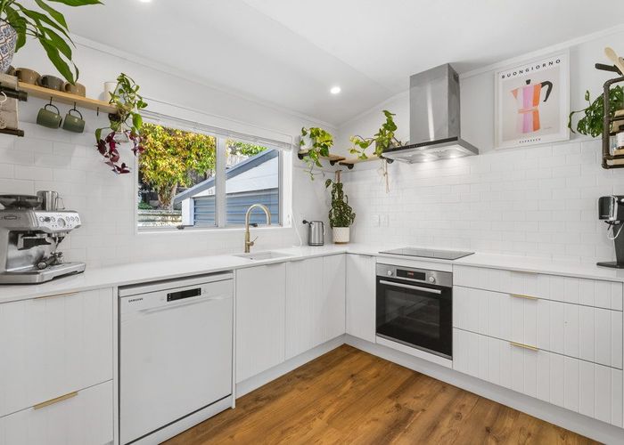  at 33 Brookfield Terrace, Brookfield, Tauranga, Bay Of Plenty