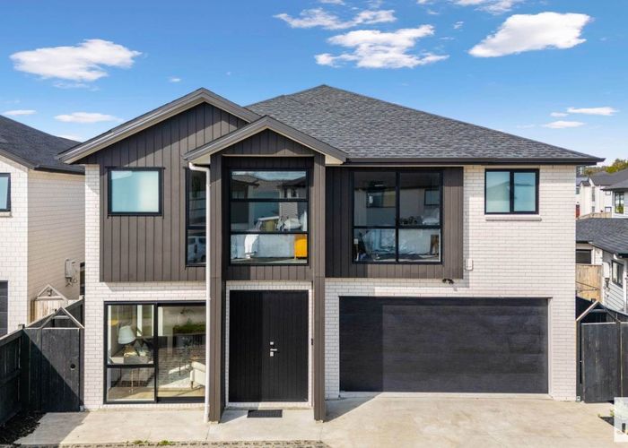  at 15 Downpatrick Drive, Flat Bush, Manukau City, Auckland
