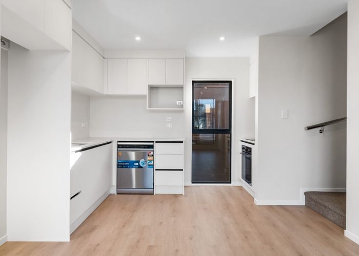  at 6/10 Orchid Place, Te Atatu South, Waitakere City, Auckland