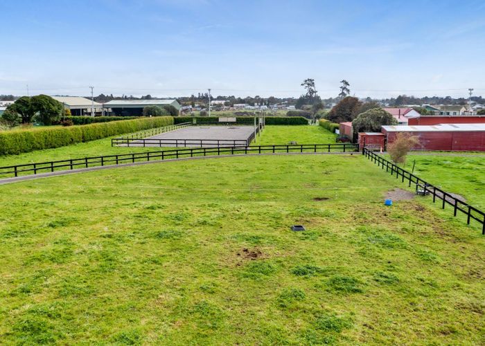  at 121 Warwick Road, Stratford, Stratford