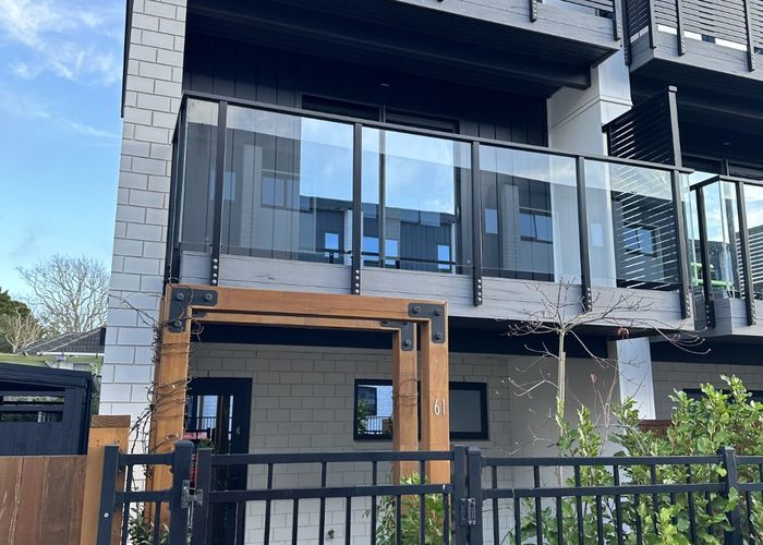  at 4/61 Matipo Road, Te Atatu Peninsula, Waitakere City, Auckland
