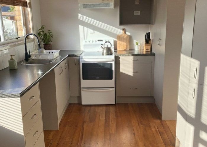  at 1/24 Hillcrest Ave, Hillcrest, North Shore City, Auckland