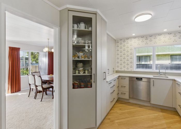  at 2 Gabriel Street, Raumati Beach, Kapiti Coast, Wellington
